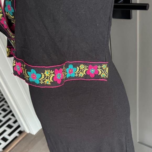 Rave Women’s Black Mini Dress with Floral Embroidery Size XS - Picture 3 of 9